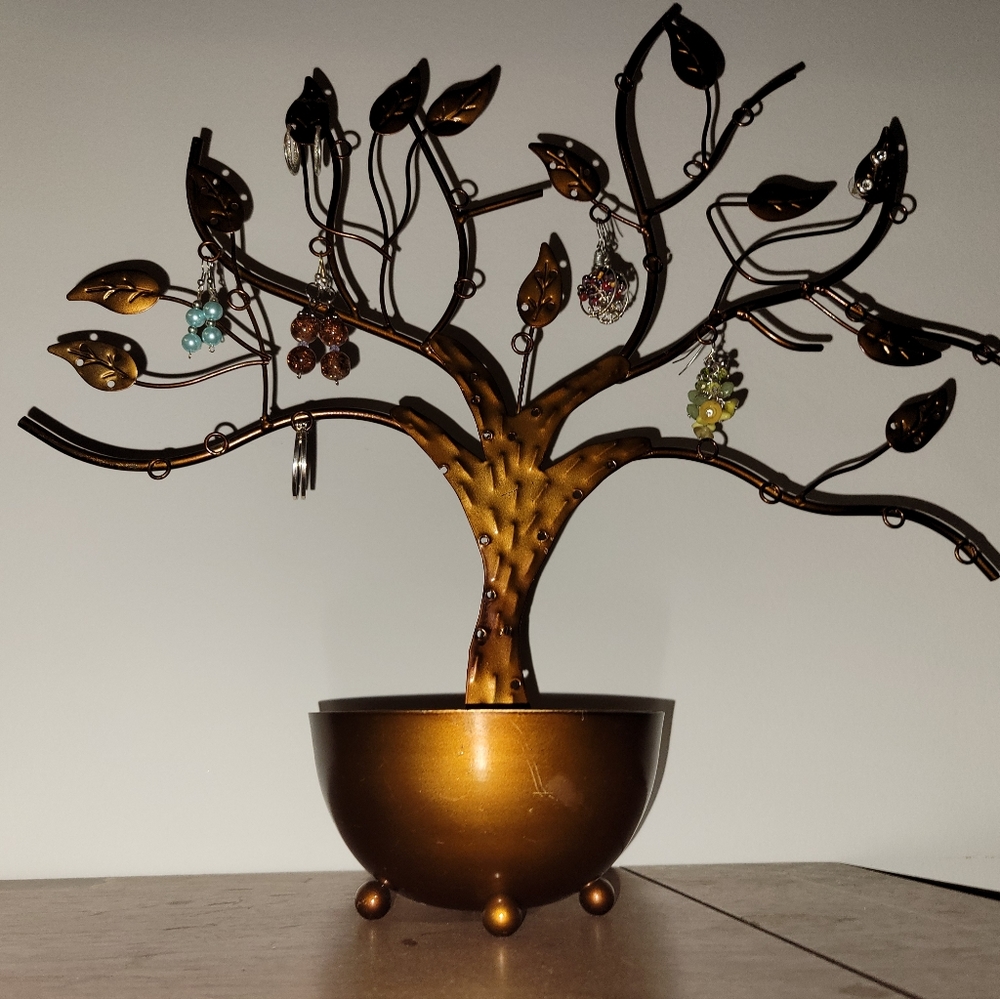 Beatuful Earring Tree